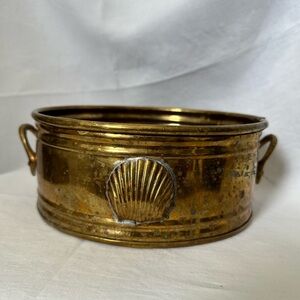 Vintage Brass Planter - Seashell